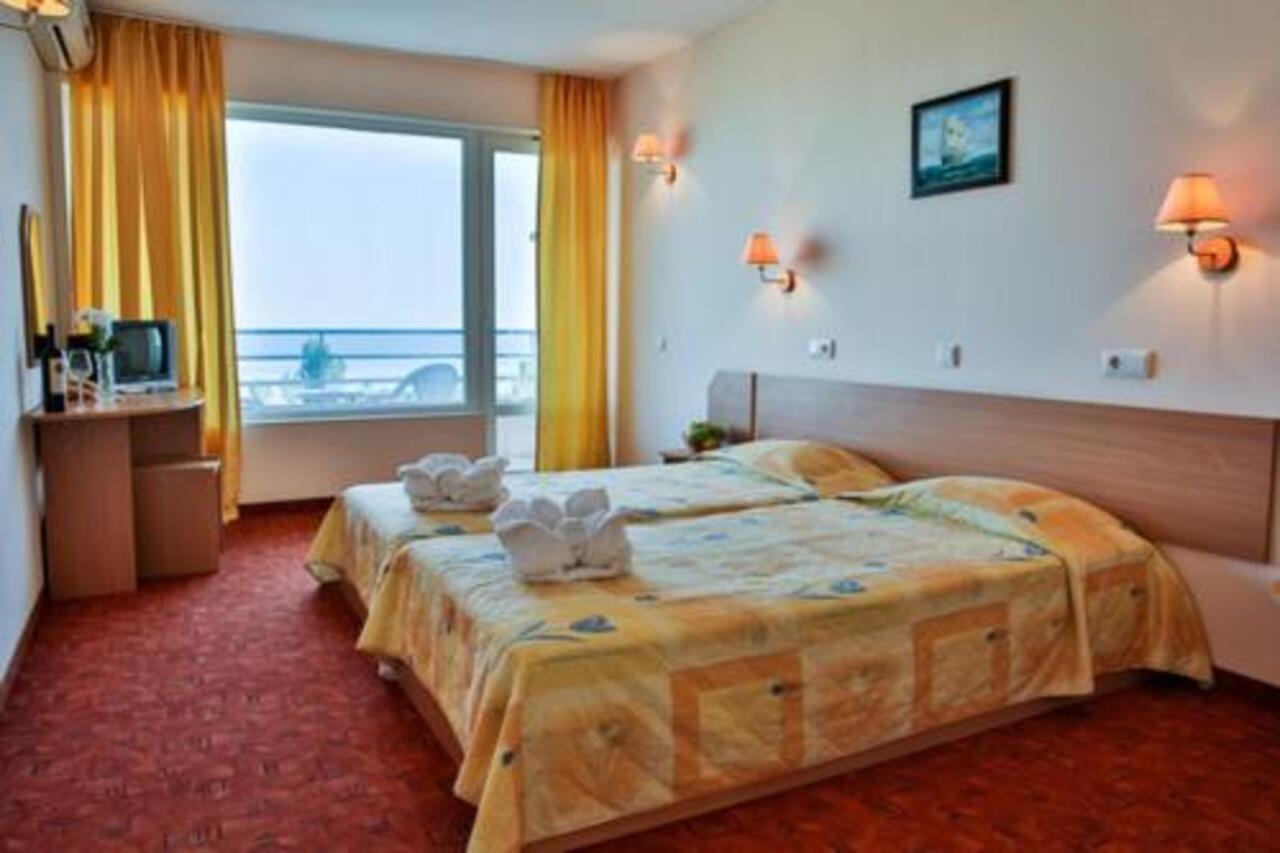 Vezhen Hotel - Free Parking Aranyhomok Kültér fotó