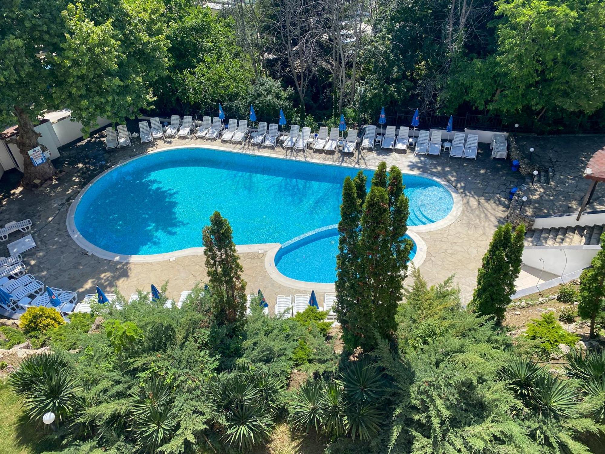 Vezhen Hotel - Free Parking Aranyhomok Kültér fotó