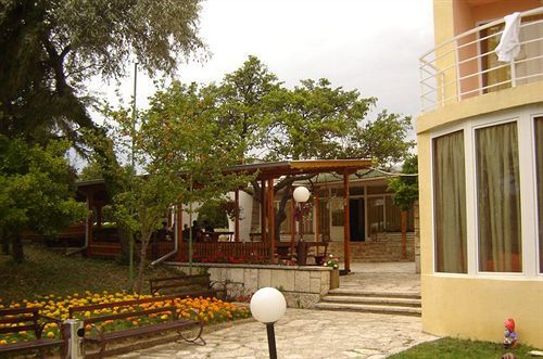 Vezhen Hotel - Free Parking Aranyhomok Kültér fotó